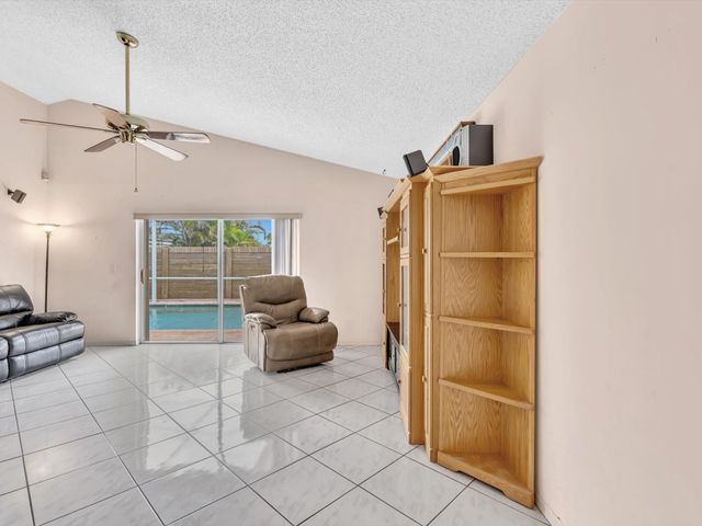 12535 SW 7th Place, Davie, FL 33325