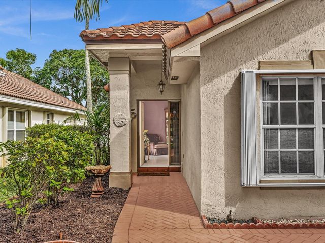 12535 SW 7th Place, Davie, FL 33325
