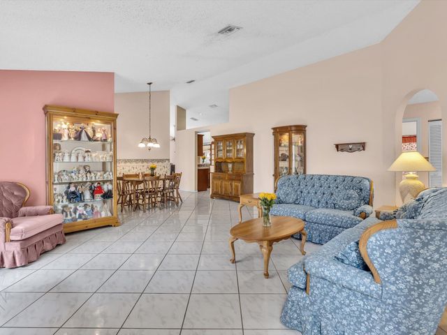 12535 SW 7th Place, Davie, FL 33325