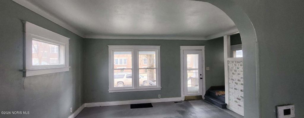 2536 N Erie Street, Toledo, OH 43611