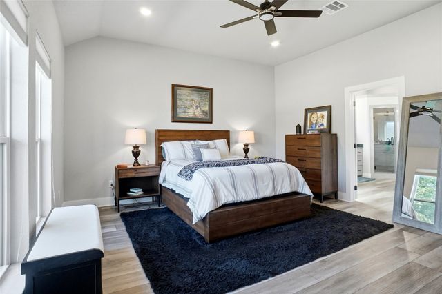 345 County Road 1180, Decatur, TX 76234