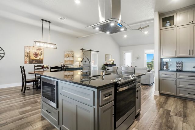 345 County Road 1180, Decatur, TX 76234