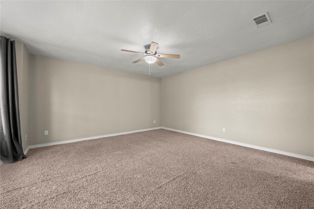 8827 E Highway 190 E, Lampasas, TX 76550