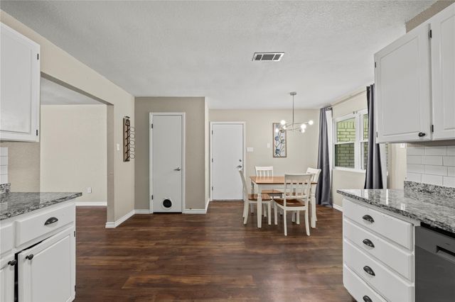 8827 E Highway 190 E, Lampasas, TX 76550