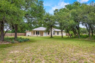 8827 E Highway 190 E, Lampasas, TX 76550