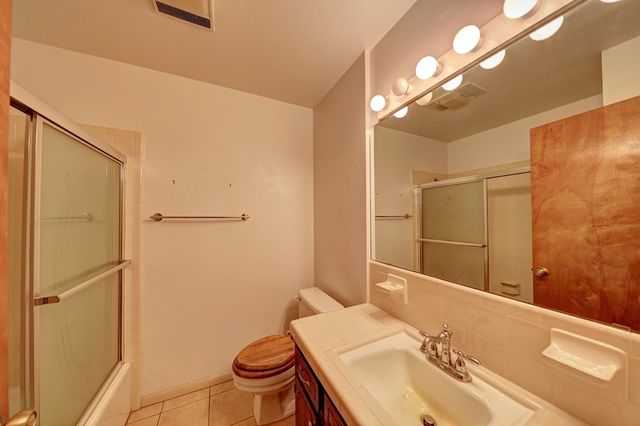 1501 Ridgemont Lane, Kerrville, TX 78028