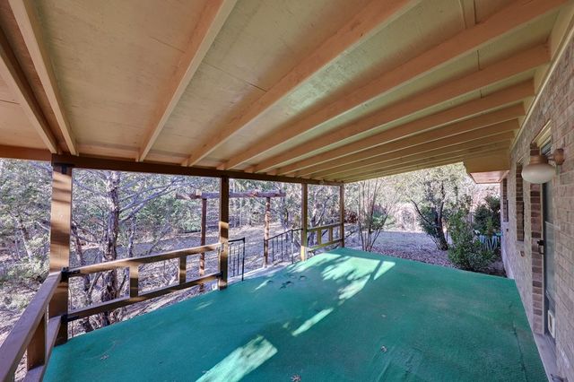 1501 Ridgemont Lane, Kerrville, TX 78028