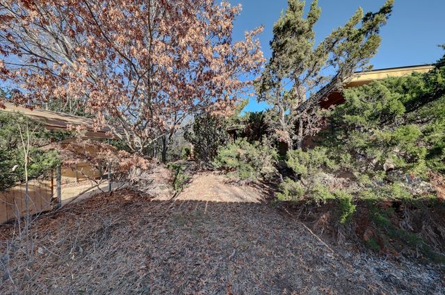 1501 Ridgemont Lane, Kerrville, TX 78028