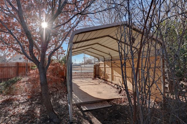 1501 Ridgemont Lane, Kerrville, TX 78028