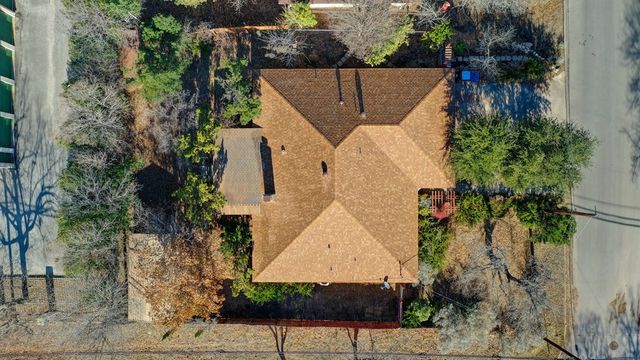 1501 Ridgemont Lane, Kerrville, TX 78028