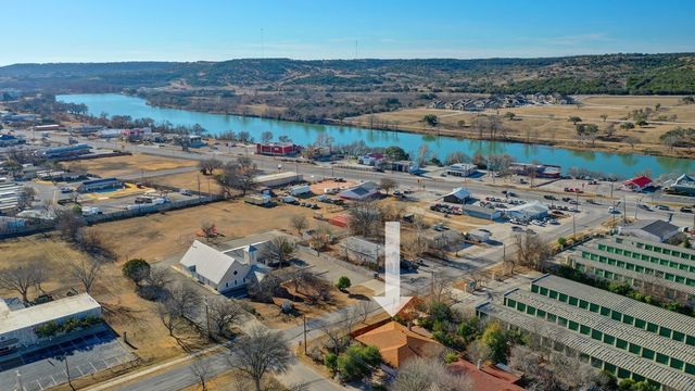 1501 Ridgemont Lane, Kerrville, TX 78028