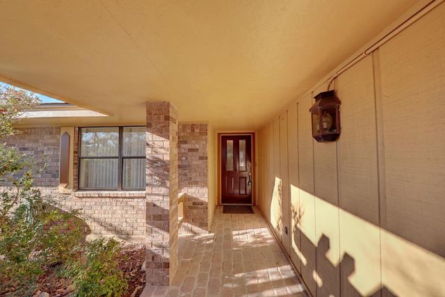 1501 Ridgemont Lane, Kerrville, TX 78028