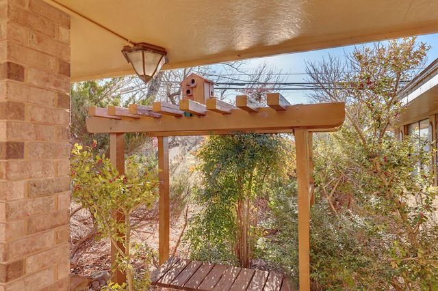 1501 Ridgemont Lane, Kerrville, TX 78028