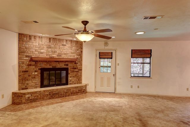 1501 Ridgemont Lane, Kerrville, TX 78028