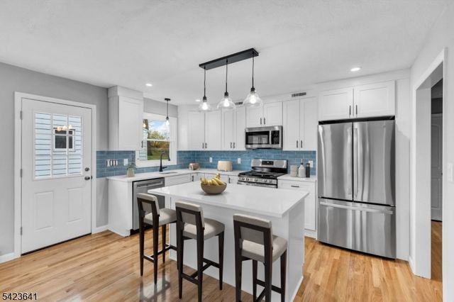 24 Hollywood Ave, Cranford Twp., NJ 07016