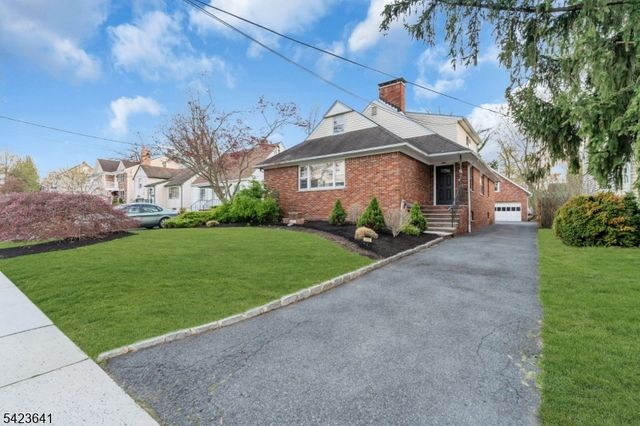 24 Hollywood Ave, Cranford Twp., NJ 07016