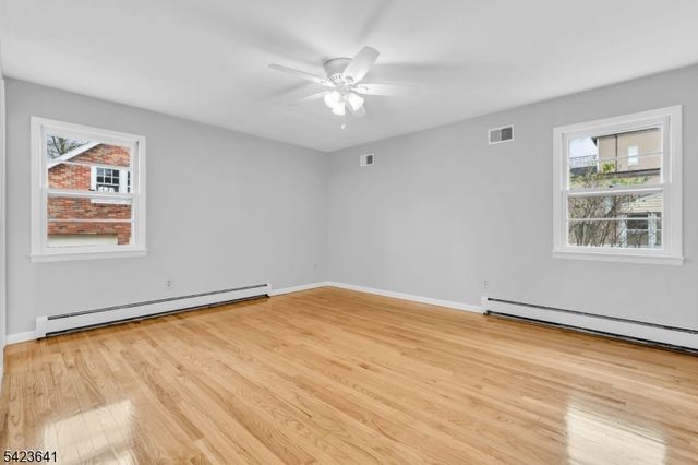 24 Hollywood Ave, Cranford Twp., NJ 07016