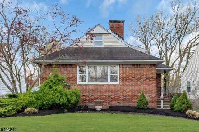 24 Hollywood Ave, Cranford Twp., NJ 07016
