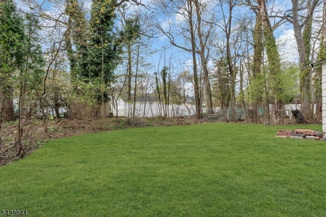 24 Hollywood Ave, Cranford Twp., NJ 07016