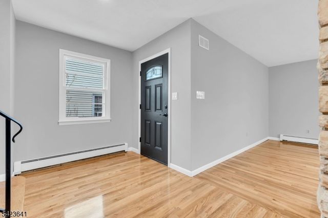24 Hollywood Ave, Cranford Twp., NJ 07016
