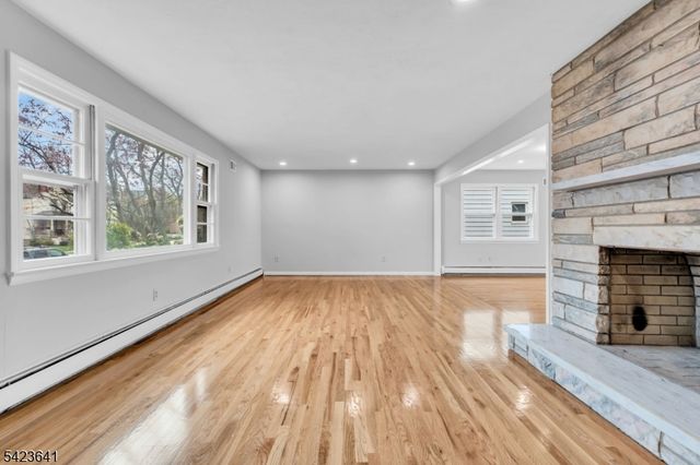 24 Hollywood Ave, Cranford Twp., NJ 07016