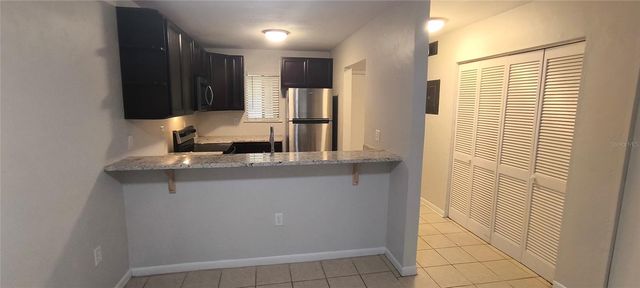 111 SE 16TH AVENUE O104, Gainesville, FL 32601