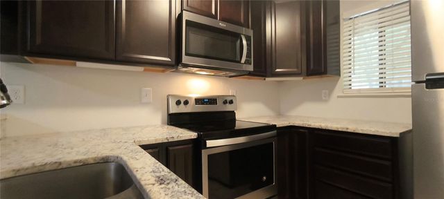 111 SE 16TH AVENUE O104, Gainesville, FL 32601
