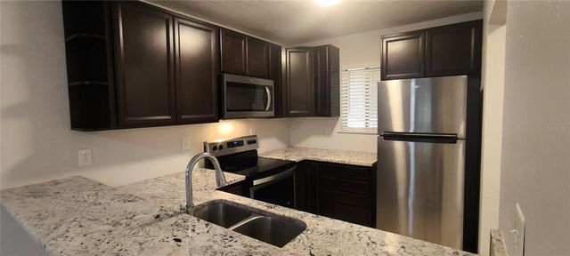 111 SE 16TH AVENUE O104, Gainesville, FL 32601