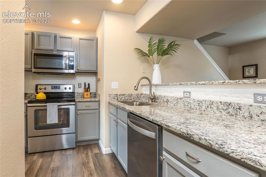 42 Vale Circle, Palmer Lake, CO 80133 — photo 2