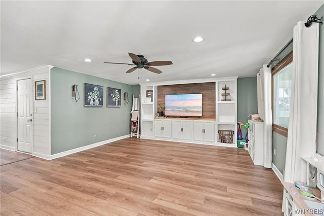 5083 Bradley Lane, Hamburg, NY 14075