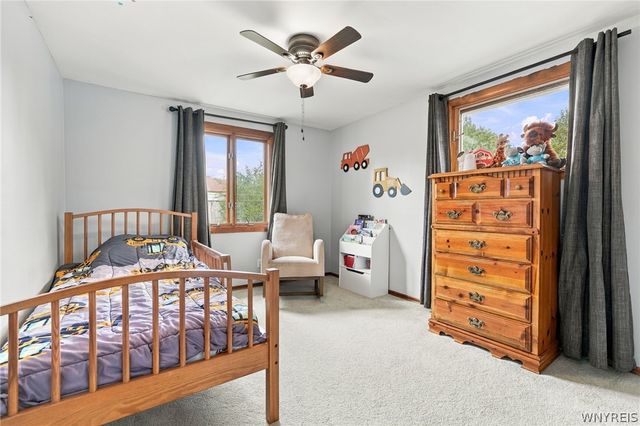 5083 Bradley Lane, Hamburg, NY 14075