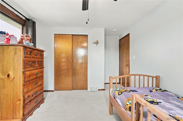5083 Bradley Lane, Hamburg, NY 14075