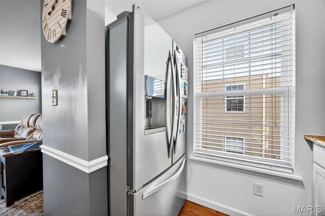 823 Saravalle Drive, St Peters, MO 63376