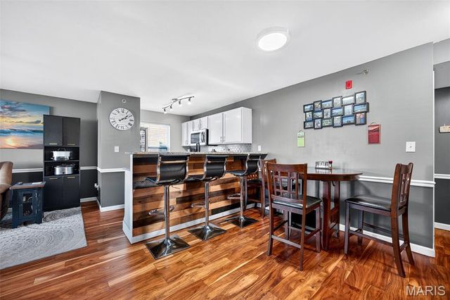 823 Saravalle Drive, St Peters, MO 63376