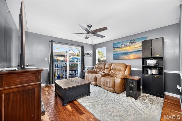 823 Saravalle Drive, St Peters, MO 63376