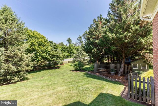1320 TOPKAPI DR, Westminster, MD 21157