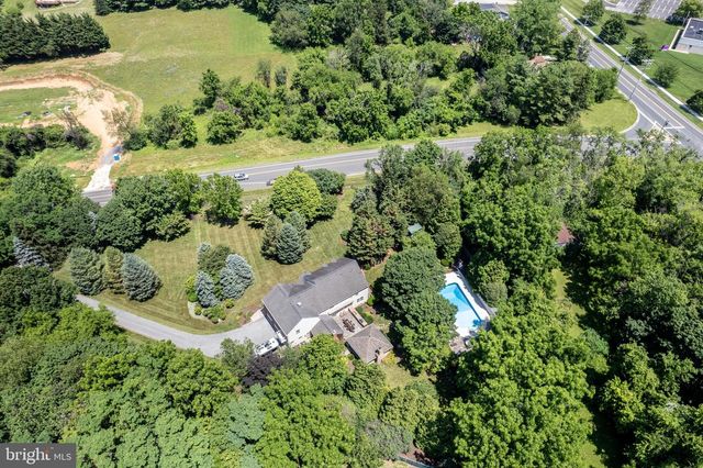 1320 TOPKAPI DR, Westminster, MD 21157