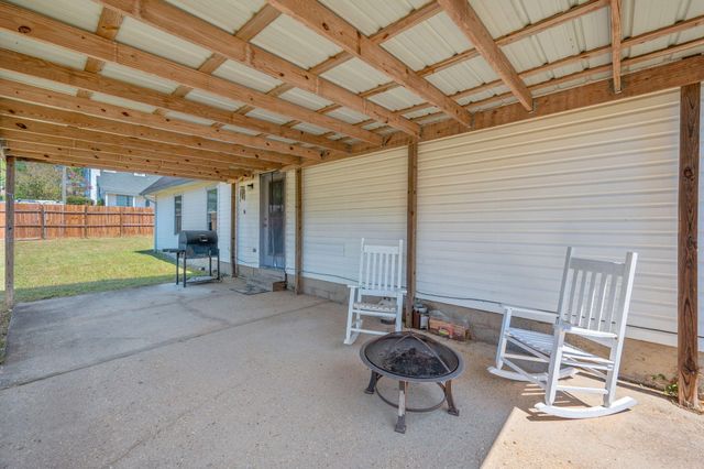 429 Northview Lane, Crestview, FL 32536