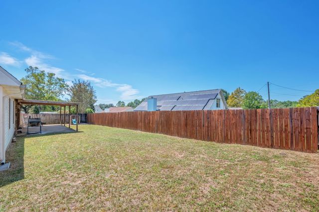 429 Northview Lane, Crestview, FL 32536