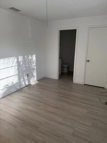 13905 VILLAGE TERRACE DRIVE, Tampa, FL 33624