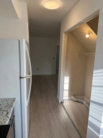 13905 VILLAGE TERRACE DRIVE, Tampa, FL 33624