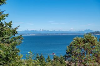 2176 Aurora Court, Oak Harbor, WA 98277