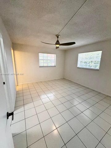 610 Tennis Club Drive 407, Fort Lauderdale, FL 33311