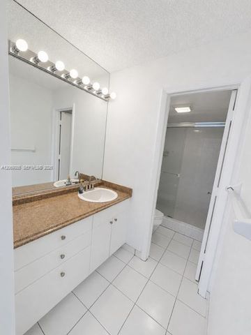 610 Tennis Club Drive 407, Fort Lauderdale, FL 33311