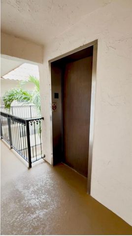 610 Tennis Club Drive 407, Fort Lauderdale, FL 33311