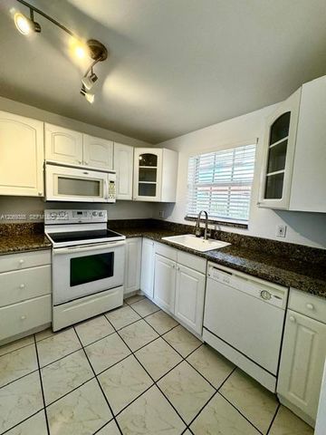610 Tennis Club Drive 407, Fort Lauderdale, FL 33311