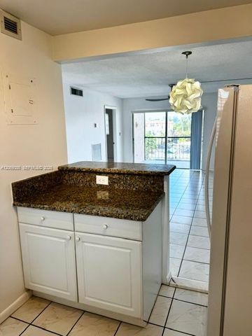 610 Tennis Club Drive 407, Fort Lauderdale, FL 33311