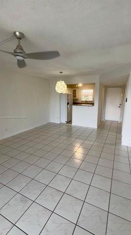 610 Tennis Club Drive 407, Fort Lauderdale, FL 33311