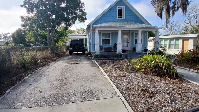 542 DIVISION STREET, Tarpon Springs, FL 34689