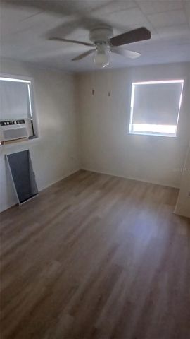 542 DIVISION STREET, Tarpon Springs, FL 34689